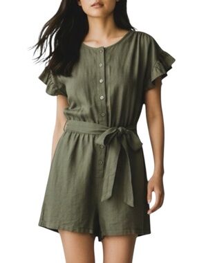 MAURICES Button-Front Olive Green Short Sleeve Romper w/ Belt Size Medium